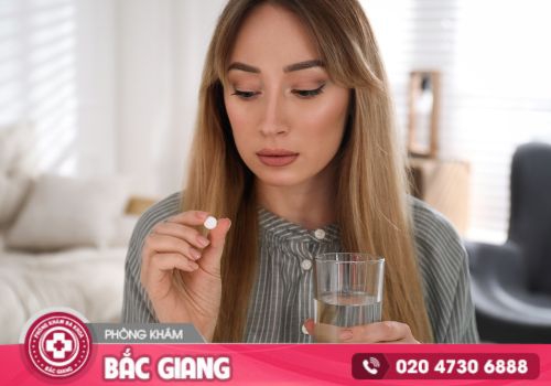 Chị em tuyệt đối không được tự ý uống thuốc bỏ thai tại nhà. bỏ thai bằng thuốc